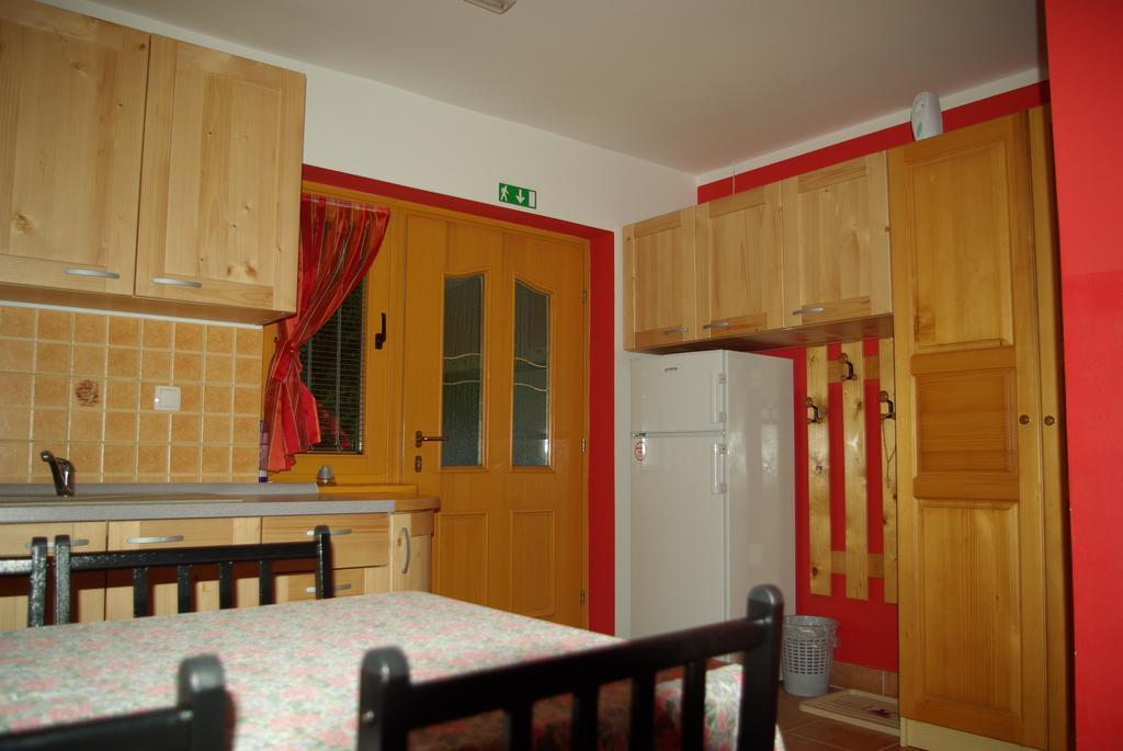 מוזירייה Apartment Beli Zajec מראה חיצוני תמונה